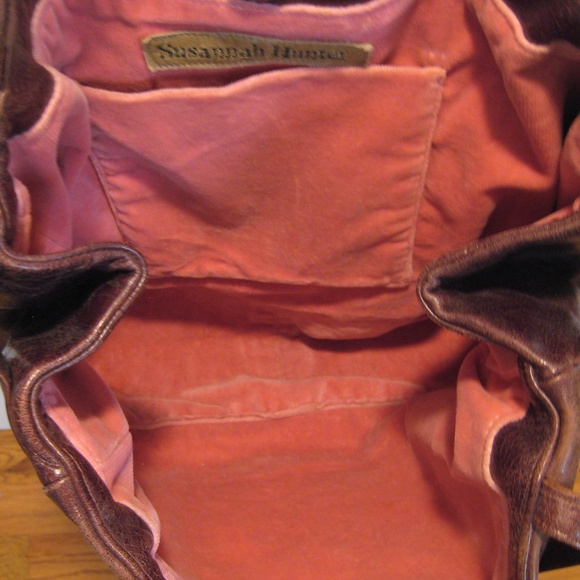 COPY - Magenta Rose Garden On Dark Brown Leather Bag - Picture 4 of 7